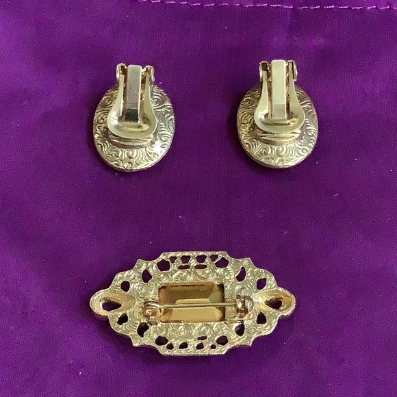 Blue Earrings with matching brooch - Picture 2 of 2